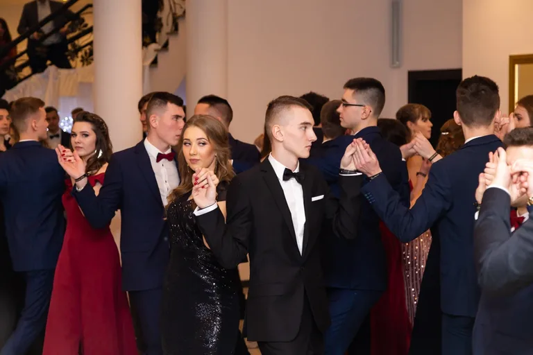 Studniówka uczniów ostrowskiego Kopernika (zdjęcia, wideo)