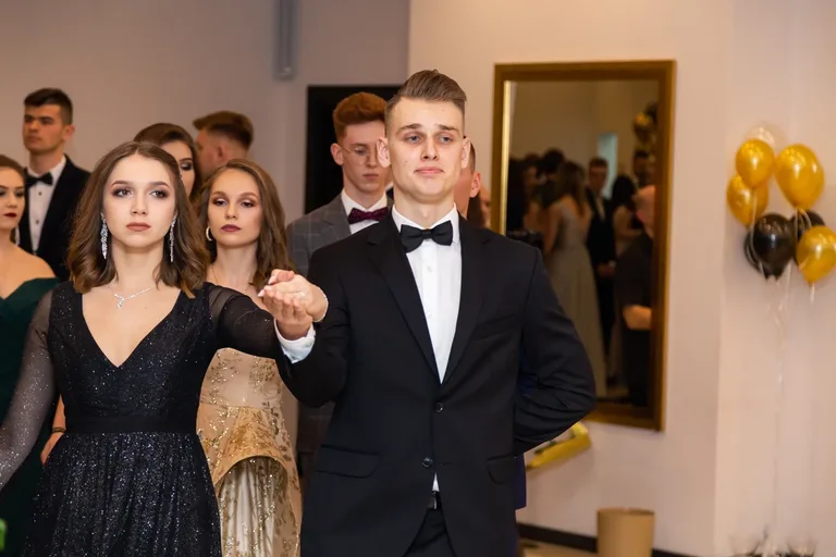 Studniówka uczniów ostrowskiego Kopernika (zdjęcia, wideo)