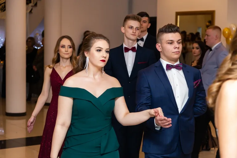 Studniówka uczniów ostrowskiego Kopernika (zdjęcia, wideo)