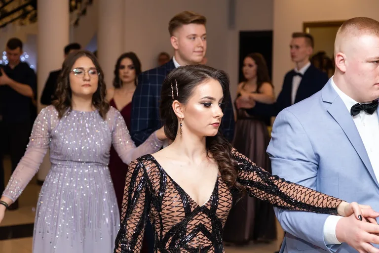 Studniówka uczniów ostrowskiego Kopernika (zdjęcia, wideo)