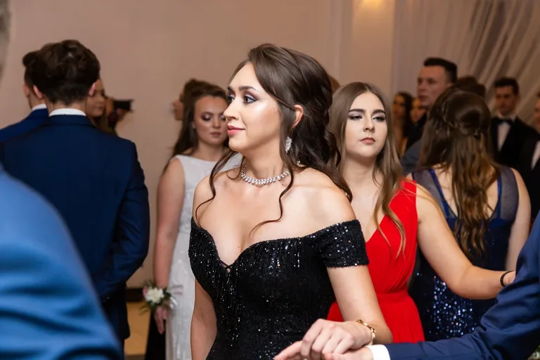 Studniówka uczniów ostrowskiego Kopernika (zdjęcia, wideo)