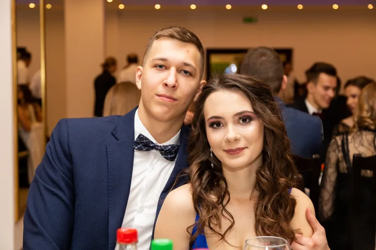 Studniówka uczniów ostrowskiego Kopernika (zdjęcia, wideo)