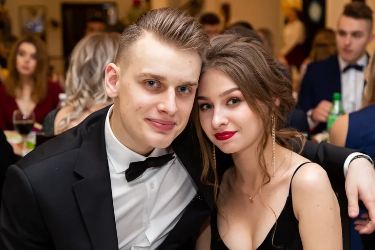 Studniówka uczniów ostrowskiego Kopernika (zdjęcia, wideo)