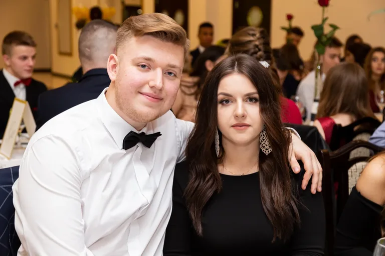 Studniówka uczniów ostrowskiego Kopernika (zdjęcia, wideo)
