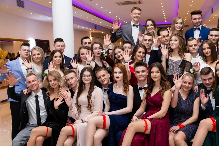 Studniówka uczniów ostrowskiego Kopernika (zdjęcia, wideo)