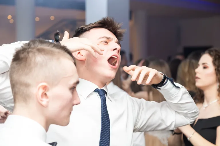 Studniówka uczniów ostrowskiego Kopernika (zdjęcia, wideo)