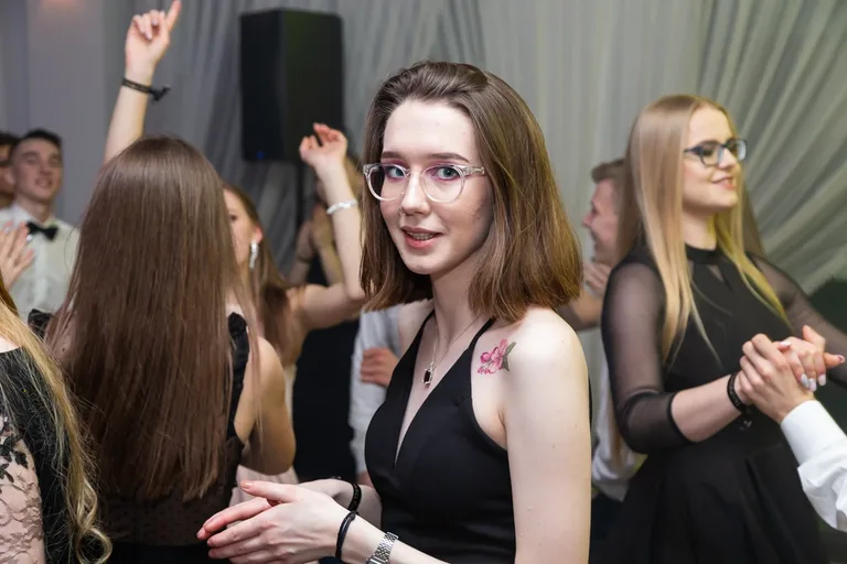 Studniówka uczniów ostrowskiego Kopernika (zdjęcia, wideo)