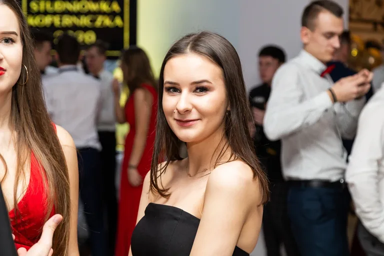 Studniówka uczniów ostrowskiego Kopernika (zdjęcia, wideo)
