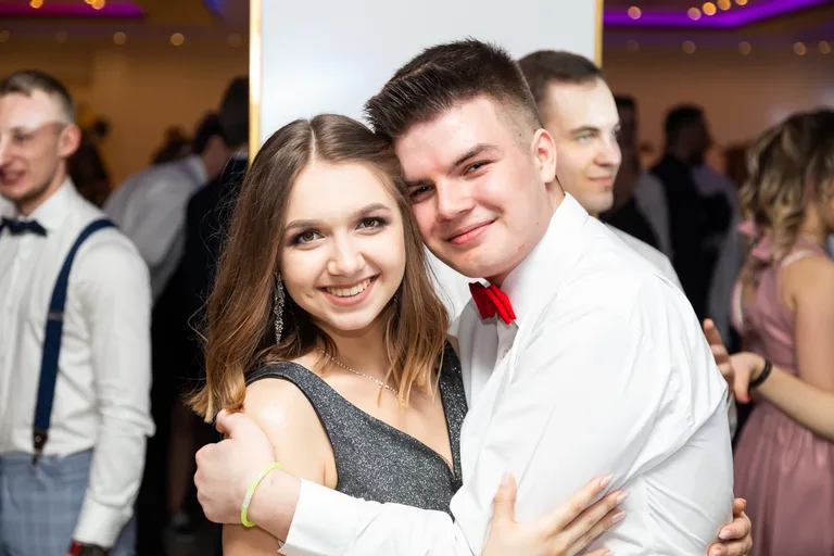 Studniówka uczniów ostrowskiego Kopernika (zdjęcia, wideo)