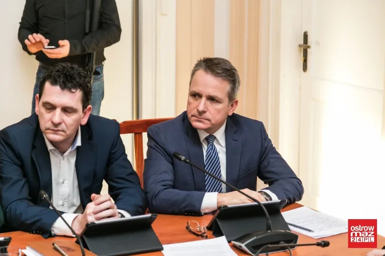 Rada miasta odrzuciła podwyżki opłat za odpady komunalne (zdjęcia, wideo)