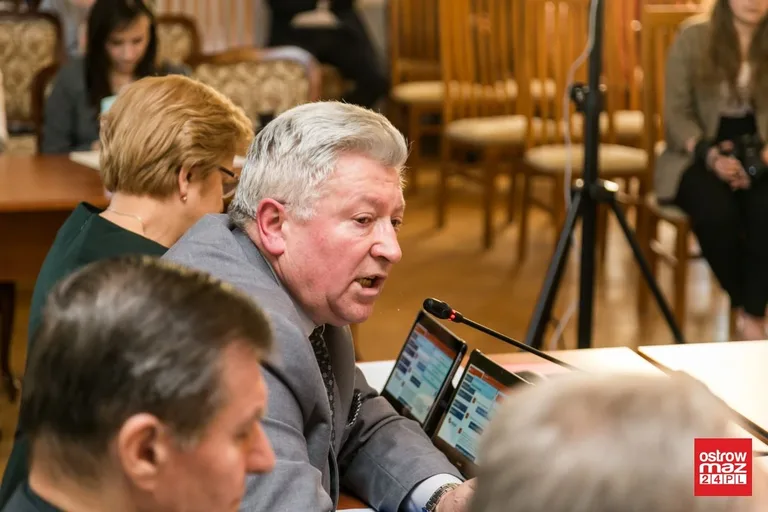 Rada miasta odrzuciła podwyżki opłat za odpady komunalne (zdjęcia, wideo)
