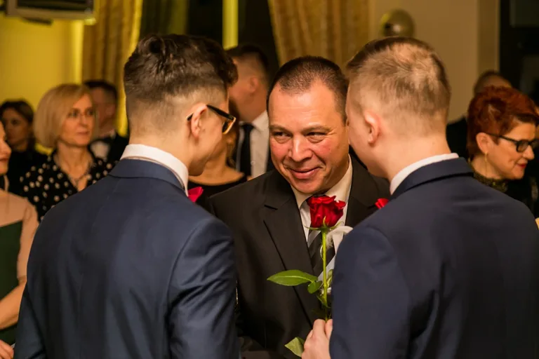 Studniówka maturzystów ostrowskiego Rubinka (zdjęcia, wideo)