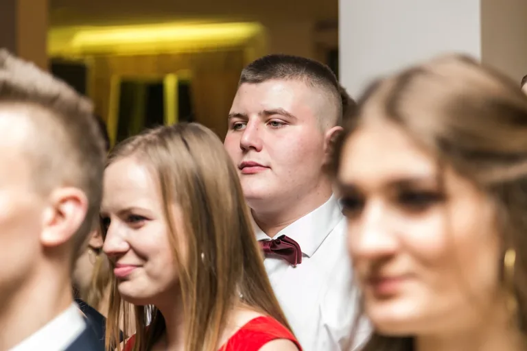 Studniówka maturzystów ostrowskiego Rubinka (zdjęcia, wideo)