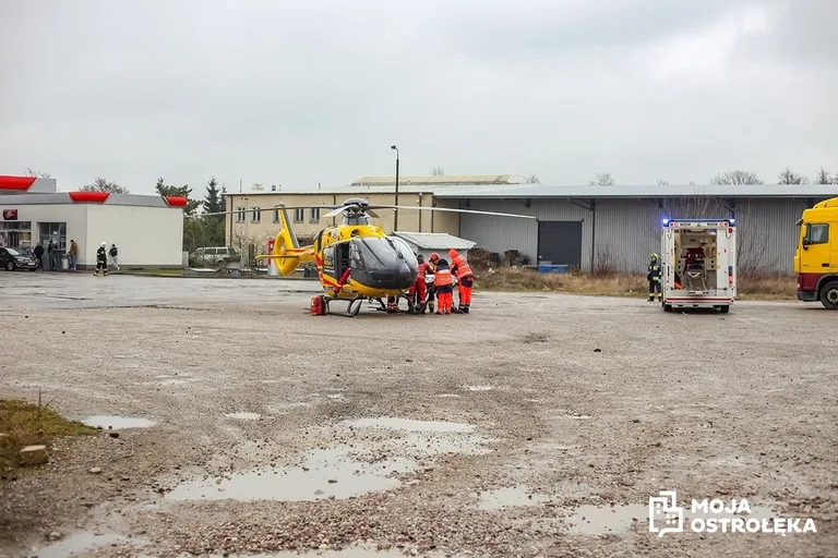 Poważny wypadek w Czerwinie. Poszkodowane dzieci (zdjęcia)