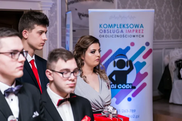 Zobacz studniówkę maturzystów ZS w Małkini (zdjęcia, wideo)