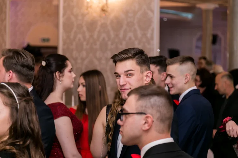 Zobacz studniówkę maturzystów ZS w Małkini (zdjęcia, wideo)