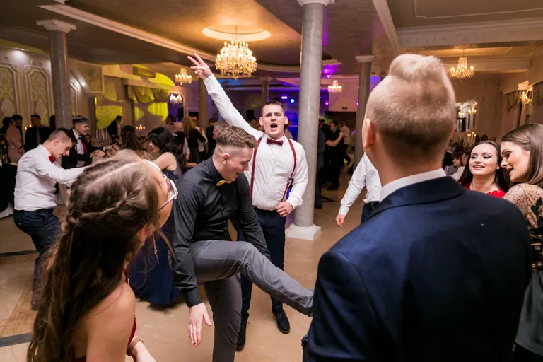 Zobacz studniówkę maturzystów ZS w Małkini (zdjęcia, wideo)