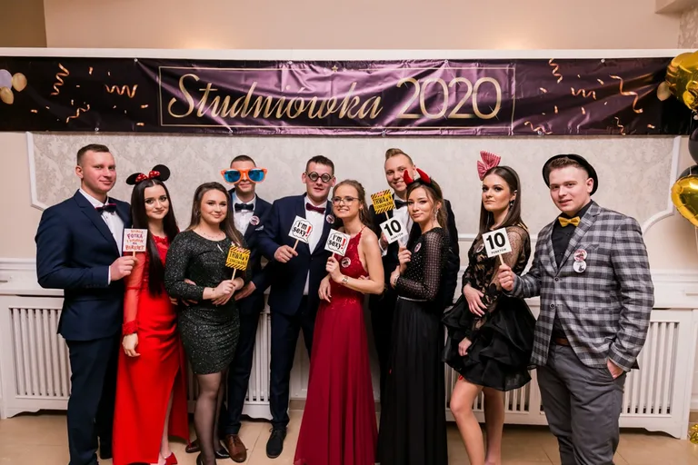 Zobacz studniówkę maturzystów ZS w Małkini (zdjęcia, wideo)