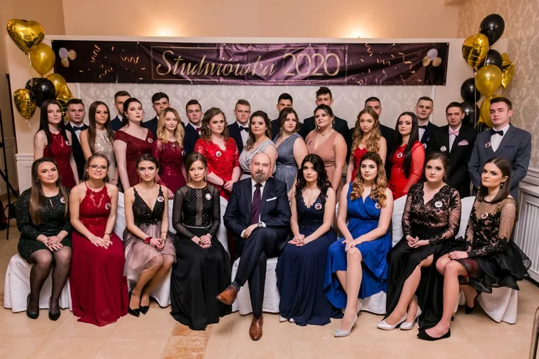Bal maturalny uczniów CKR w Starym Lubiejewie (zdjęcia, wideo)