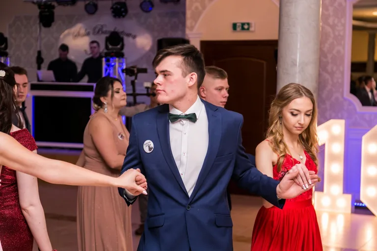 Bal maturalny uczniów CKR w Starym Lubiejewie (zdjęcia, wideo)