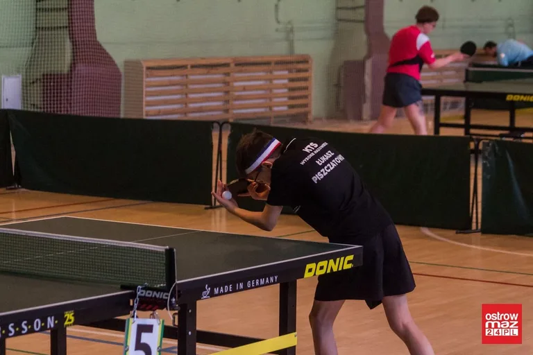 Artur Piersa umacnia się na pozycji lidera w tenisowym Grand Prix (zdjęcia, wideo)