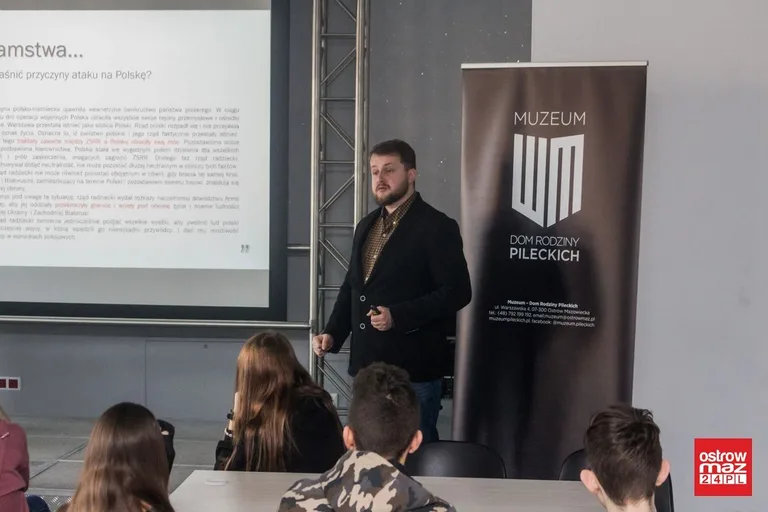 Młodzież rozmawiała o masowej deportacji w głąb Związku Sowieckiego (zdjęcia)