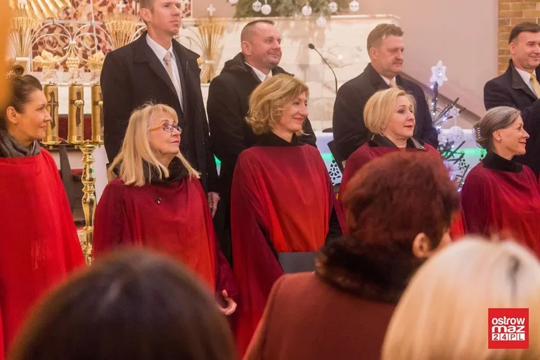 Koncert ostrołęckiego chóru w Małkini Górnej (zdjęcia)