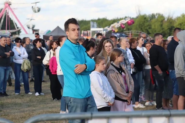 (szkiiiic) Koncertowy pierwszy dzień 46. Dni Broku i Puszczy Białej za nami. Publiczność bawiła się do późna (zdjęcia, wideo)