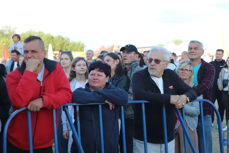 (szkiiiic) Koncertowy pierwszy dzień 46. Dni Broku i Puszczy Białej za nami. Publiczność bawiła się do późna (zdjęcia, wideo)