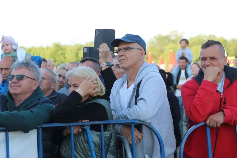 (szkiiiic) Koncertowy pierwszy dzień 46. Dni Broku i Puszczy Białej za nami. Publiczność bawiła się do późna (zdjęcia, wideo)