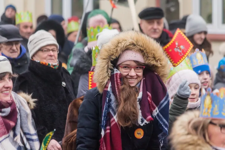 Trzech Króli, anioły i demony - zobacz jak wyglądał Orszak Trzech Króli w Ostrowi Mazowieckiej (zdjęcia, wideo)