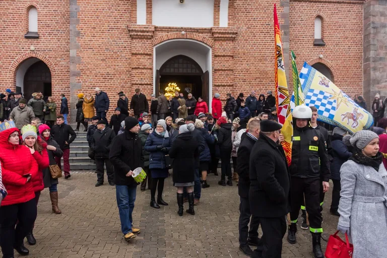 Orszak Trzech Króli w Wąsewie (zdjęcia, wideo)