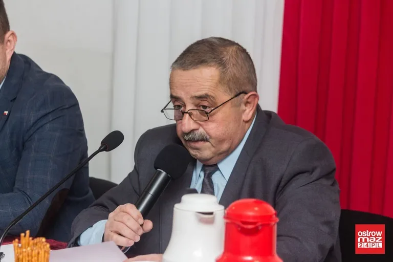 Złamano statut gminy w Małkini Górnej. Krótka sesja bez budżetu (zdjęcia)