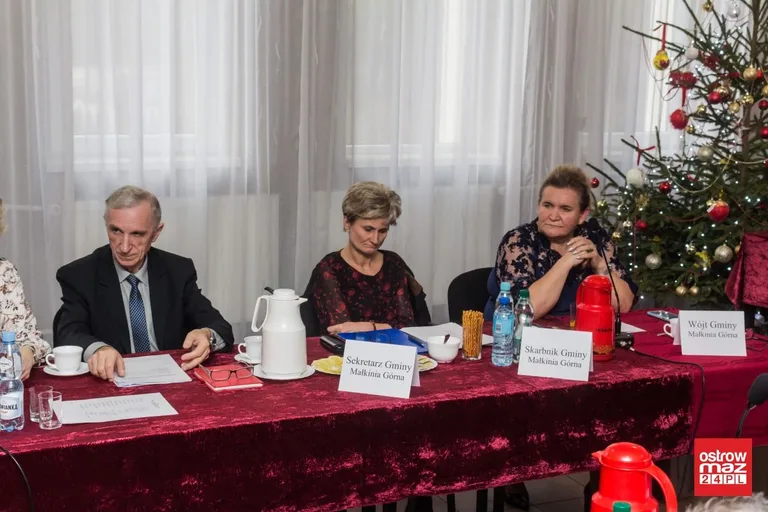Złamano statut gminy w Małkini Górnej. Krótka sesja bez budżetu (zdjęcia)