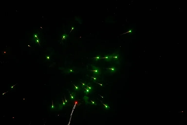 Mieszkańcy Ostrowi Mazowieckiej przywitali Nowy Rok (zdjęcia, wideo)