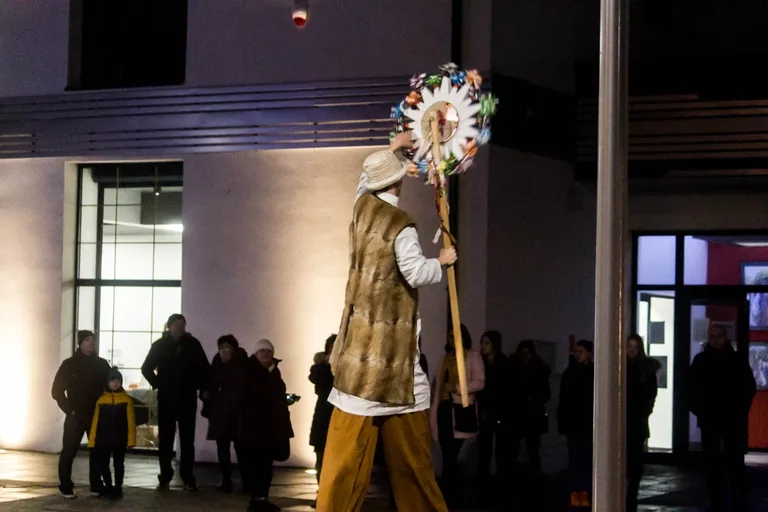 Happening Krakowskiego Teatru Ulicznego (zdjęcia, wideo)