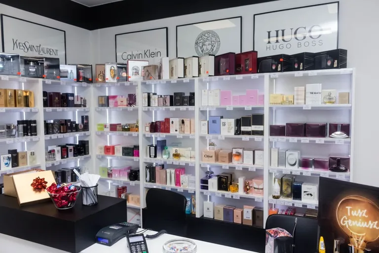 Jeszcze bez prezentów? Perfumeria zaprasza na zakupy (zdjęcia)