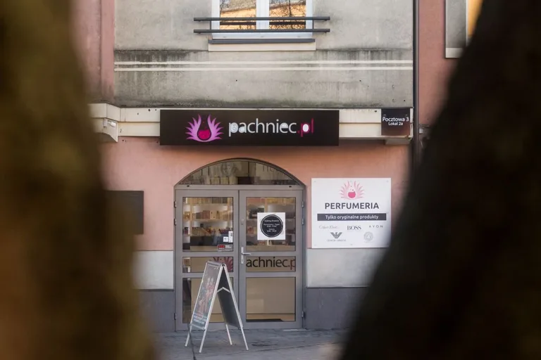 Jeszcze bez prezentów? Perfumeria zaprasza na zakupy (zdjęcia)