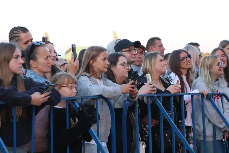 (szkiiiic) Koncertowy pierwszy dzień 46. Dni Broku i Puszczy Białej za nami. Publiczność bawiła się do późna (zdjęcia, wideo)