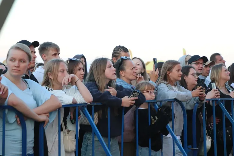 (szkiiiic) Koncertowy pierwszy dzień 46. Dni Broku i Puszczy Białej za nami. Publiczność bawiła się do późna (zdjęcia, wideo)
