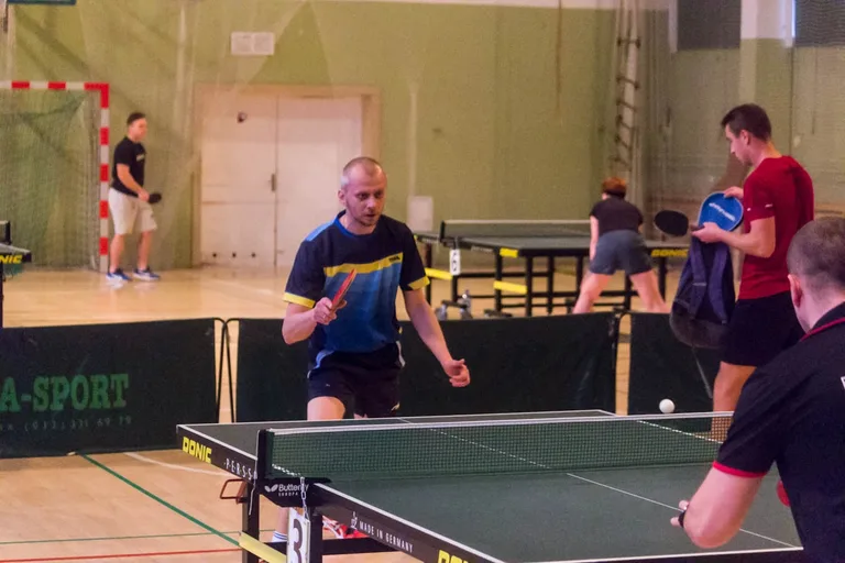 Artur Piersa liderem tenisowego Grand Prix (zdjęcia, wideo)
