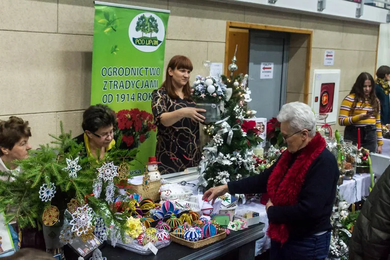 Jarmark świąteczny w Ostrowi Mazowieckiej (zdjęcia)