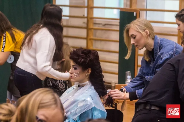 Konkurs fryzjerstwa artystycznego "Butterfly" w Ostrowi Mazowieckiej (zdjęcia)