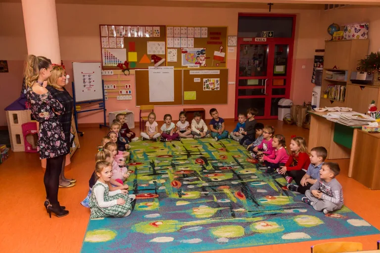 "Skąd się biorą produkty ekologiczne". Program edukacyjny w ostrowskim przedszkolu (zdjęcia)