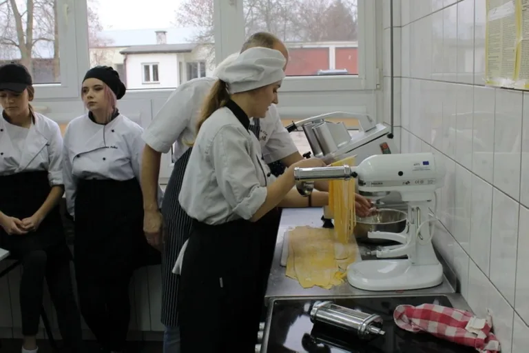 "Kuchnia włoska" w małkińskim Zespole Szkół (zdjęcia)