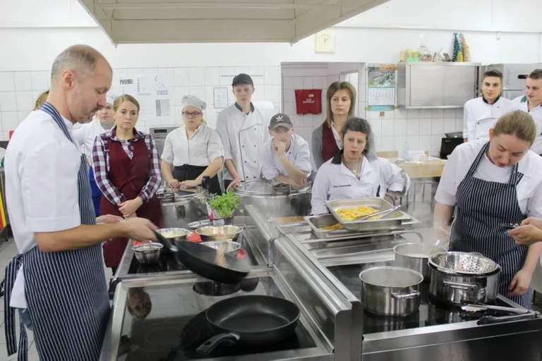 "Kuchnia włoska" w małkińskim Zespole Szkół (zdjęcia)