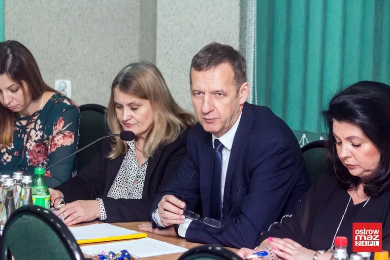 Rada gminy podniosła podatki od nieruchomości (zdjęcia, wideo)