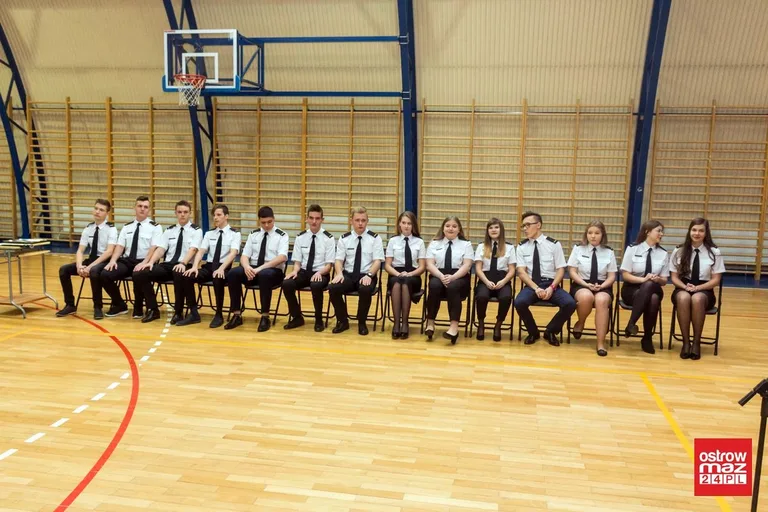 Ślubowanie uczniów Technikum Lotniczego w Nagoszewie (zdjęcia, wideo)