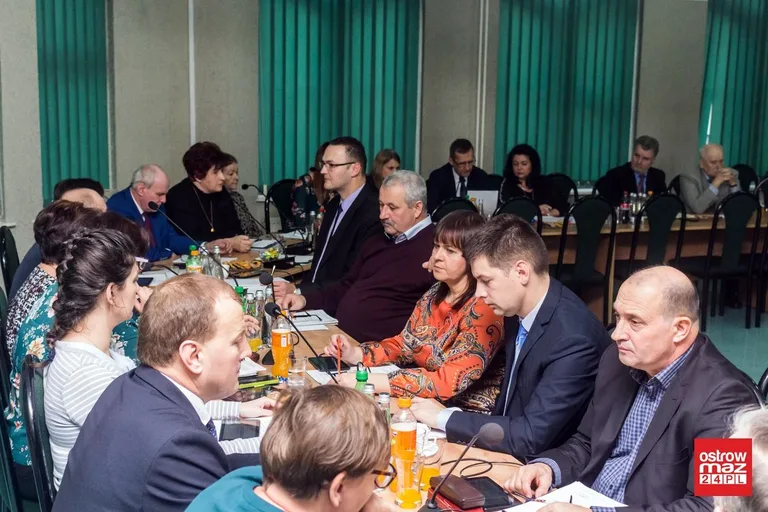 Rada gminy podniosła podatki od nieruchomości (zdjęcia, wideo)