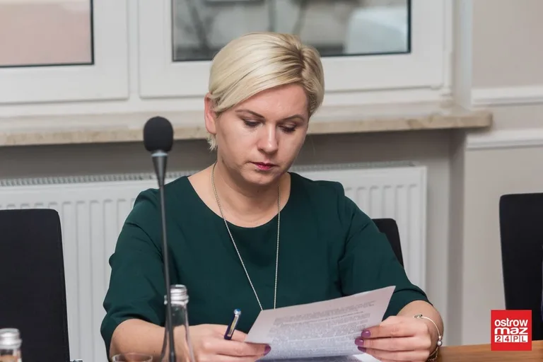 Powiat pokrył dług ostrowskiego szpitala (zdjęcia, wideo)